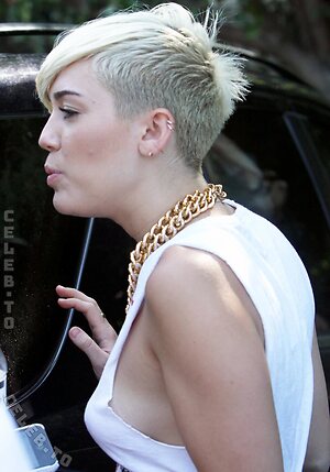Miley Cyrus photo