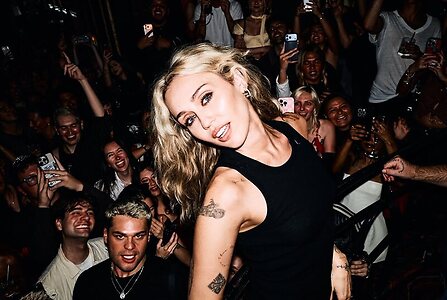 Miley Cyrus leaked photo #827