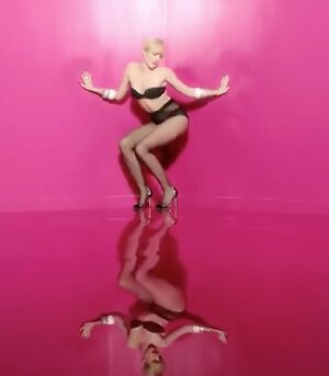 Miley Cyrus leaked photo #962