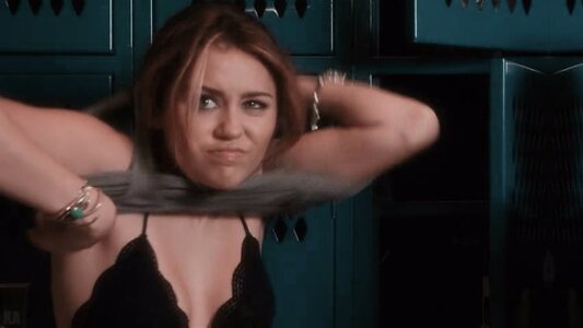 Miley Cyrus leaked photo #992