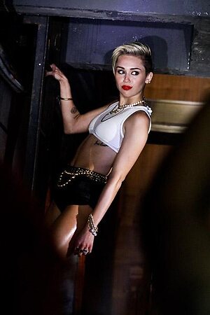 Miley Cyrus leaked photo #1090