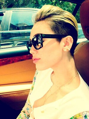 Miley Cyrus leaked photo #1113