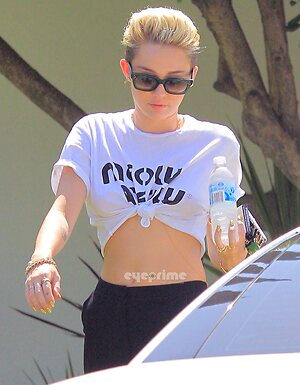 Miley Cyrus leaked photo #1125