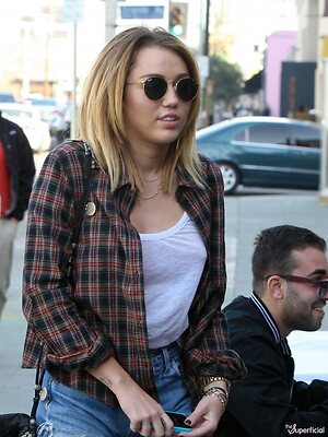 Miley Cyrus leaked photo #1168