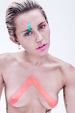 Miley Cyrus leaked photo #1213