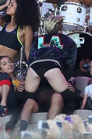 Miley Cyrus leaked photo #1307