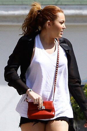 Miley Cyrus leaked photo #1316