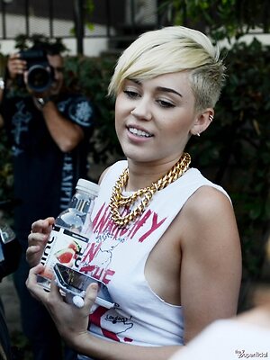 Miley Cyrus leaked photo #1360