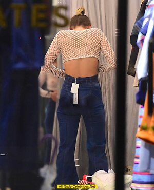 Miley Cyrus leaked photo #1489