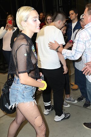 Miley Cyrus leaked photo #1712
