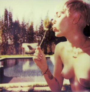Miley Cyrus leaked photo #1736