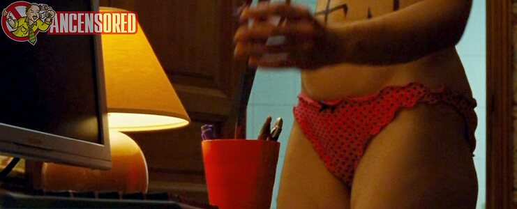 Émilie Dequenne Nude Leaked Photo #16
