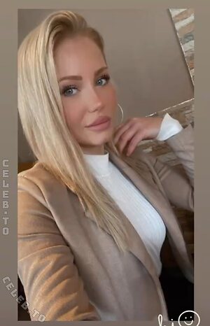 mi_lkaaaa Nude Leaked Photo #17