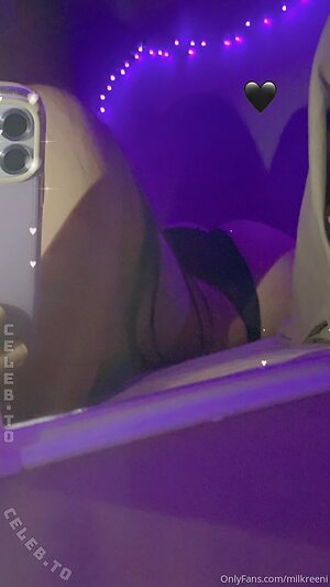 milkreeni Nude Leaked Photo #44
