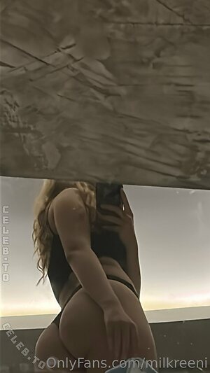 milkreeni Nude Leaked Photo #69