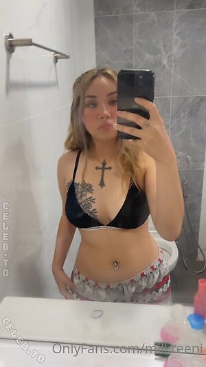 milkreeni Nude Leaked Photo #90