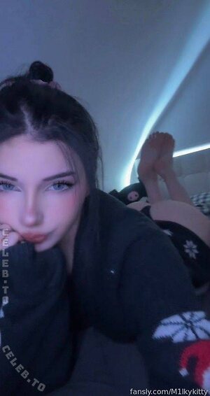 Milky Kitty Nude Leaked Photo #18