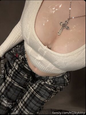 Milky Kitty leaked photo #84