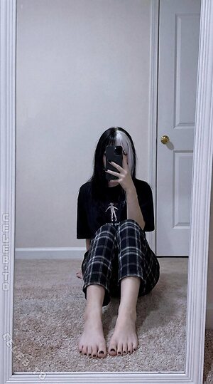 milkyymalfoyy leaked photo #9