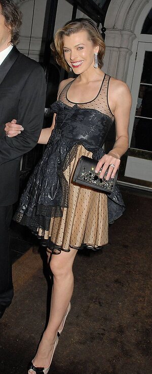 Milla Jovovich leaked photo #38