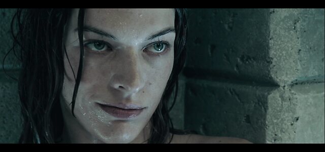 Milla Jovovich leaked photo #55
