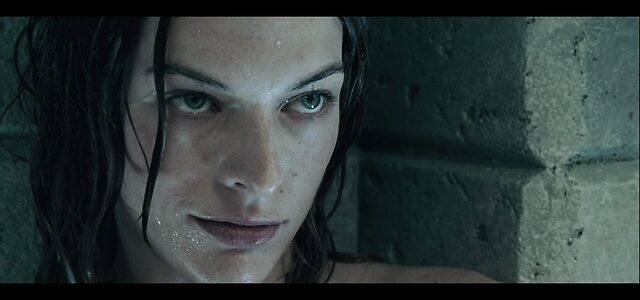 Milla Jovovich leaked photo #56