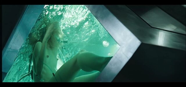 Milla Jovovich leaked photo #67