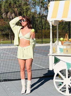 Millie Bobby Brown Nude Leaked Photo #5