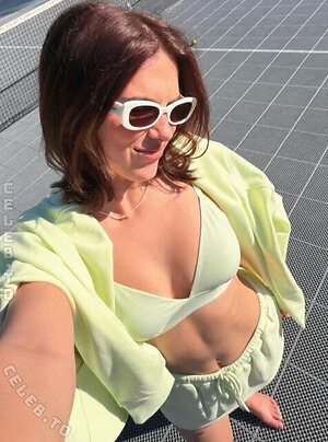 Millie Bobby Brown Nude Leaked Photo #6