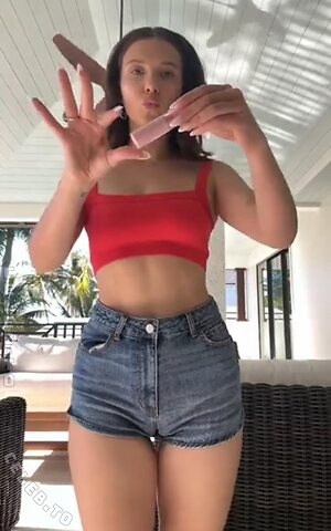 Millie Bobby Brown photo
