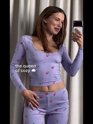 Millie Bobby Brown Nude Leaked Photo #456