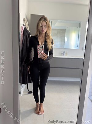 Millie Cook photo