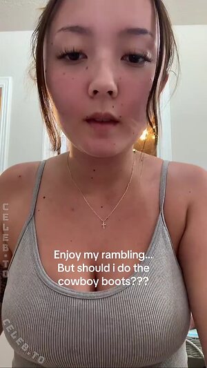 Millie Howell Nude Leaked Photo #16