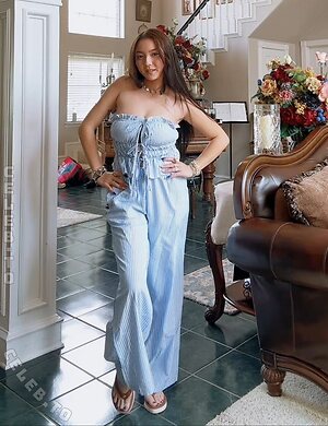 Millie Howell Nude Leaked Photo #21