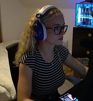 mimichaela lintrup leaked photo #29