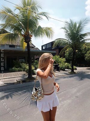 Mimi.rasch Nude Leaked Photo #32