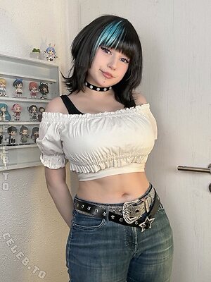 Mina min Nude Leaked Photo #9