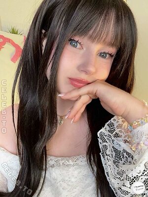 Mina min photo