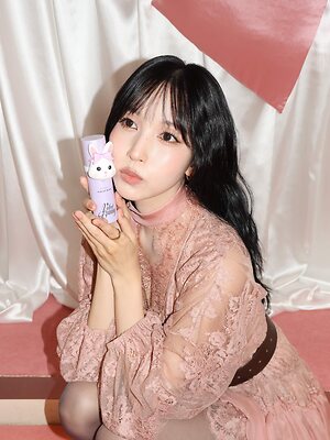 Mina Myoi leaked photo #9