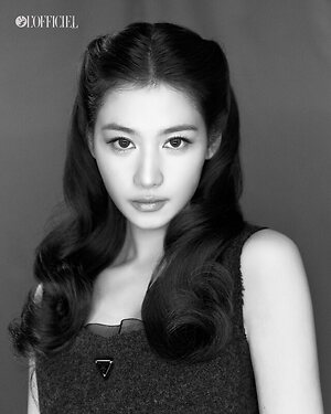 Minatozaki Sana leaked photo #2