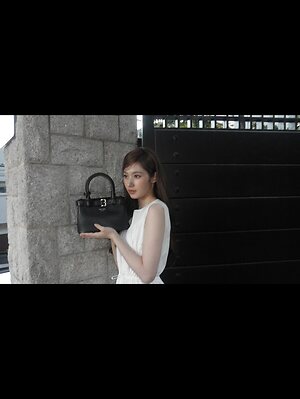 Minatozaki Sana leaked photo #50