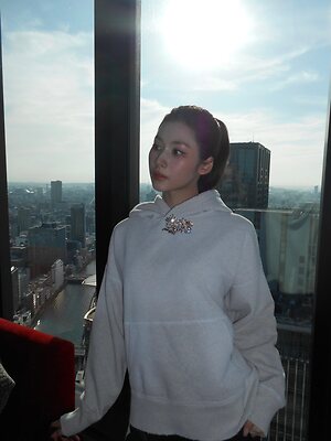 Minatozaki Sana leaked photo #96