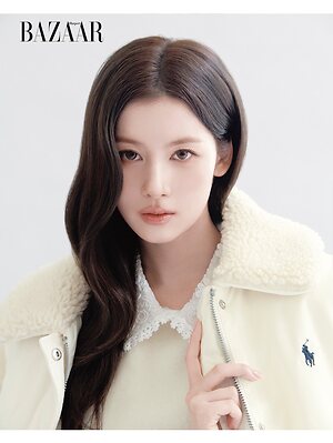 Minatozaki Sana leaked photo #139