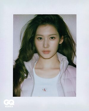Minatozaki Sana leaked photo #149