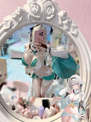 mi.nava_ leaked photo #2