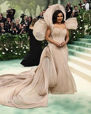 Mindy Kaling leaked photo #11