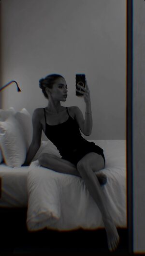 Mira Levelskaya leaked photo #3