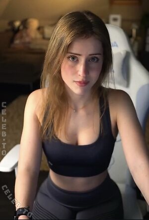 Mira Szalma Nude Leaked Photo #34