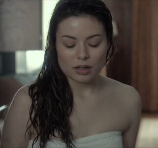Miranda Cosgrove leaked photo #26