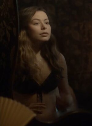 Miranda Cosgrove leaked photo #34